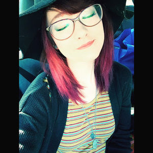 Meet your Posher, Leah